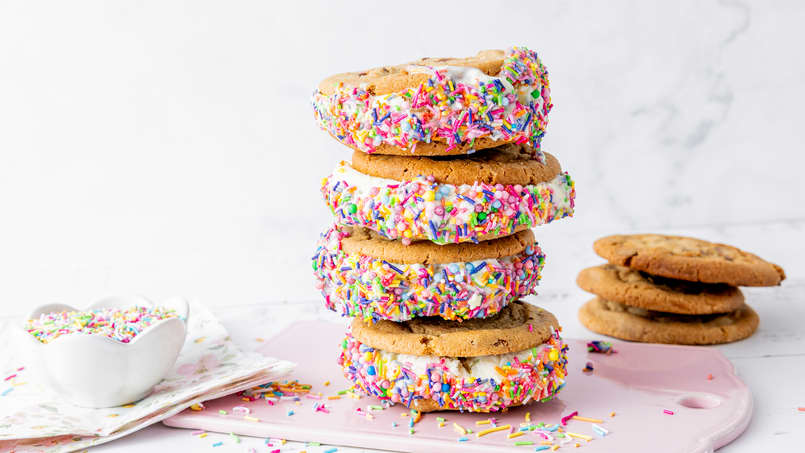 Cookies og Tutti Frutti-is