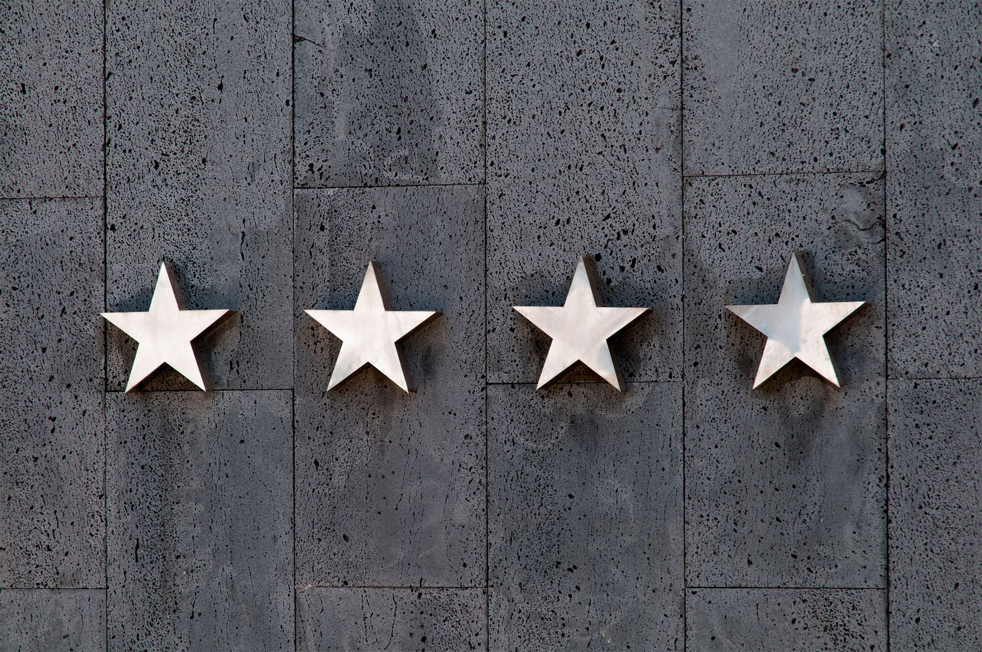 How to Boost Online Reviews for Your Business (And Deal With the Bad Ones)