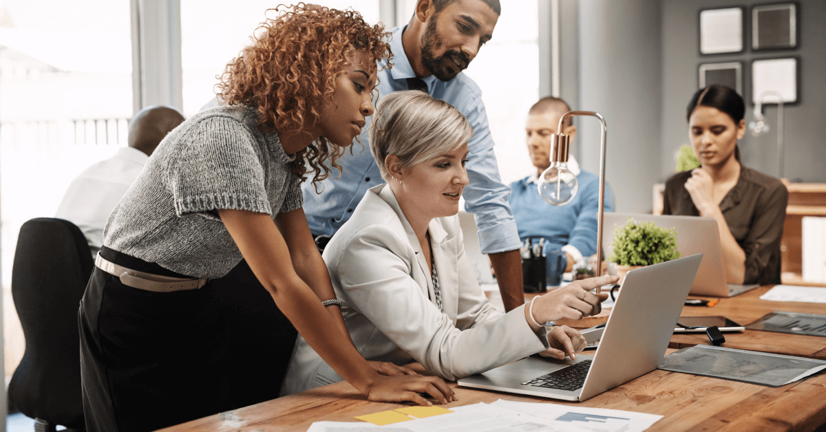 How To Choose the Right Help Desk Software for Your Small Business