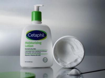 Routine Cetaphil : 7 Étapes pour une Peau Parfaite (Guide Dermatologique)