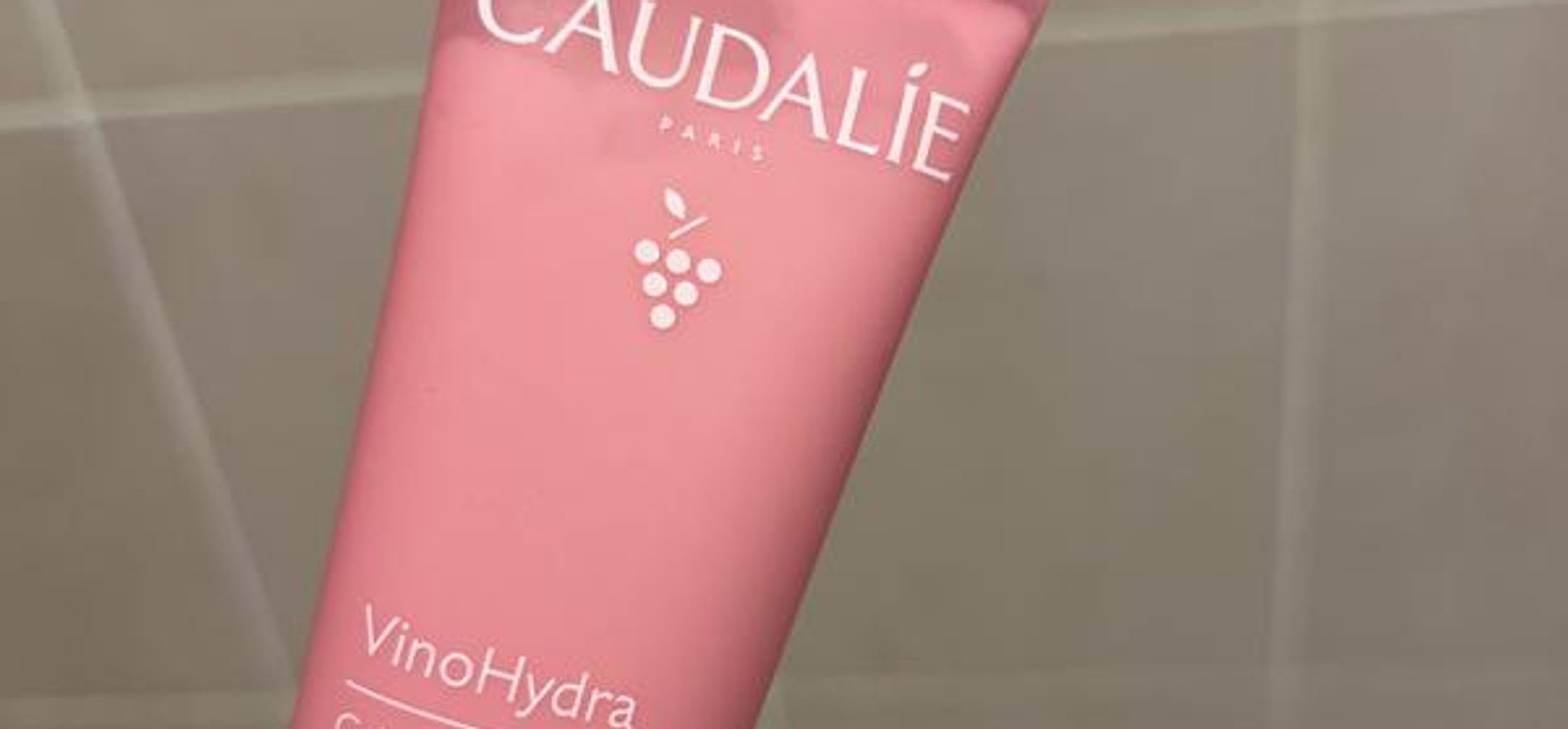 Vinohydra Crème Sorbet : La Fraîcheur du Raisin dans un Pot Magique Caudalie