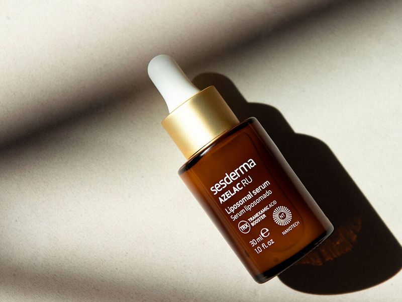 Azelac RU Sesderma : Solutions Expertes Anti-Taches Pigmentaires