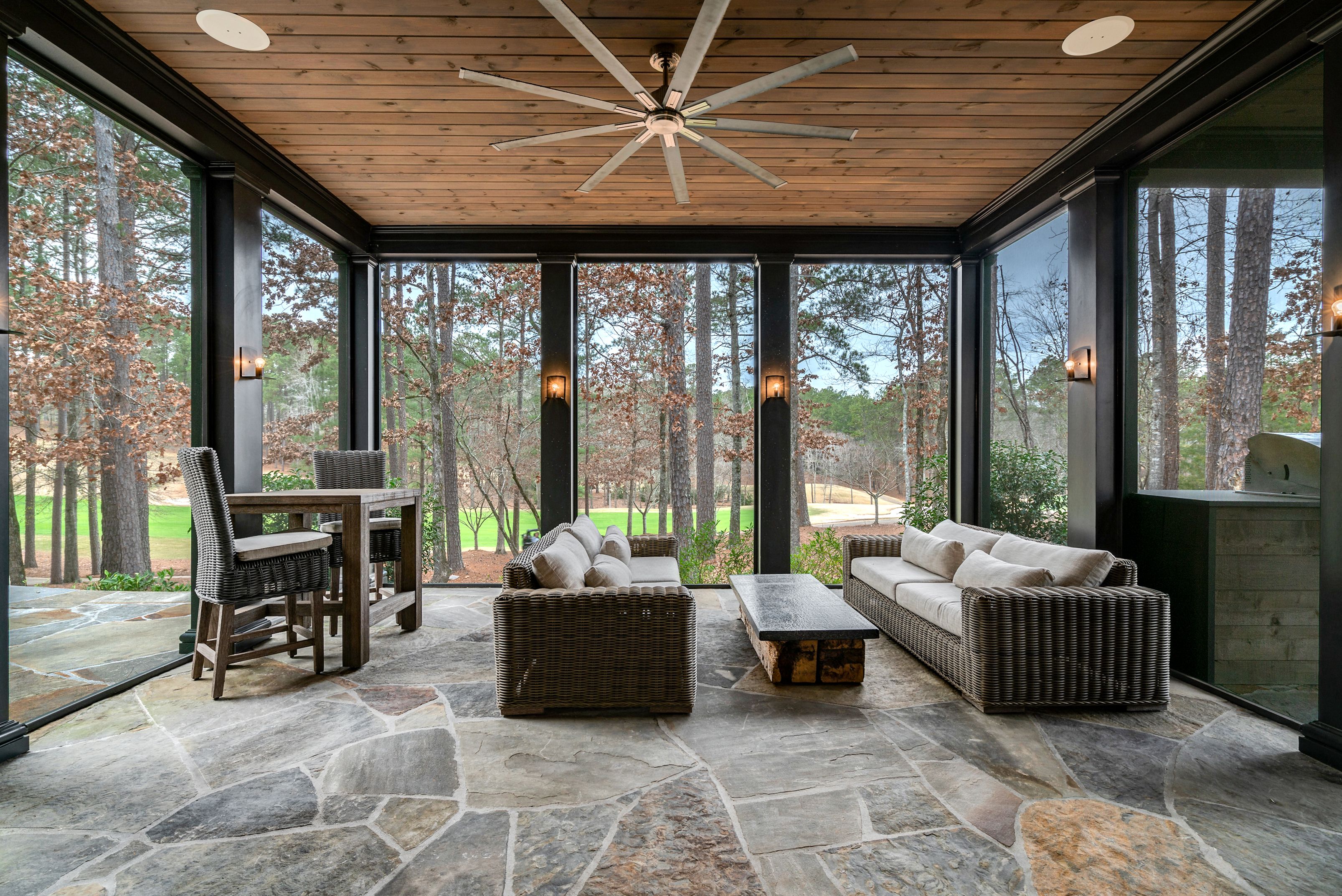 Lake House No. 01 project image 6