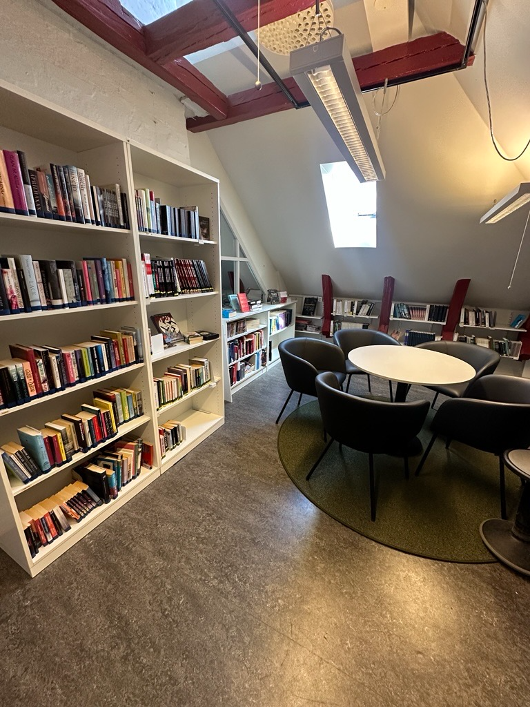 Bibliotek