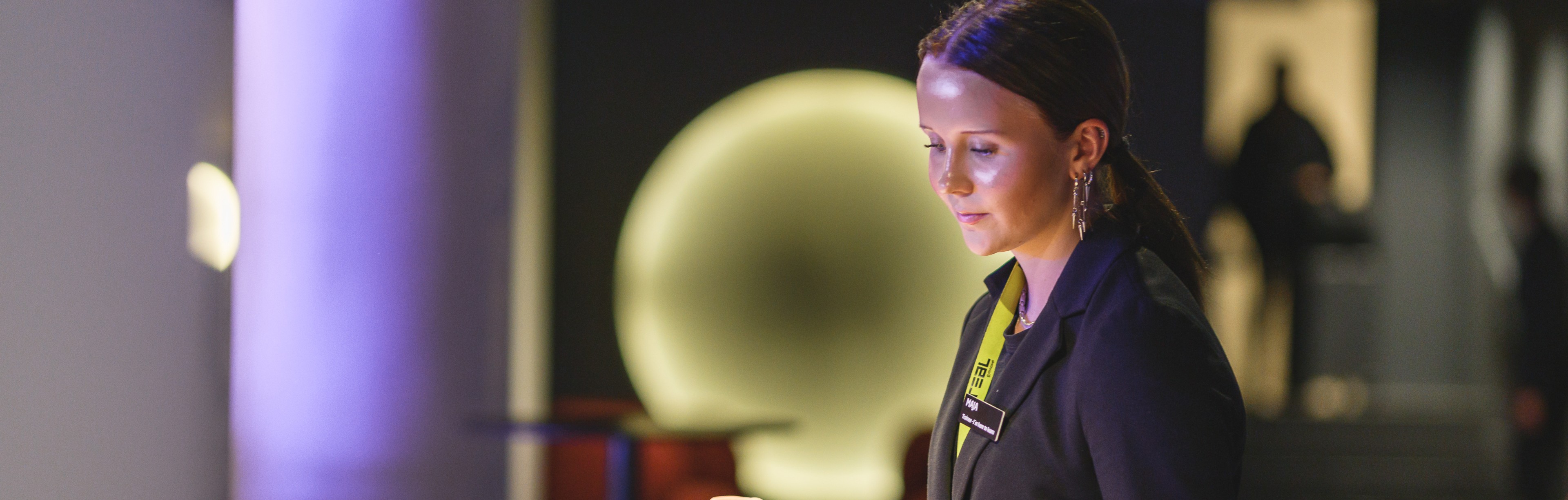 Elev ute på APL på hotell