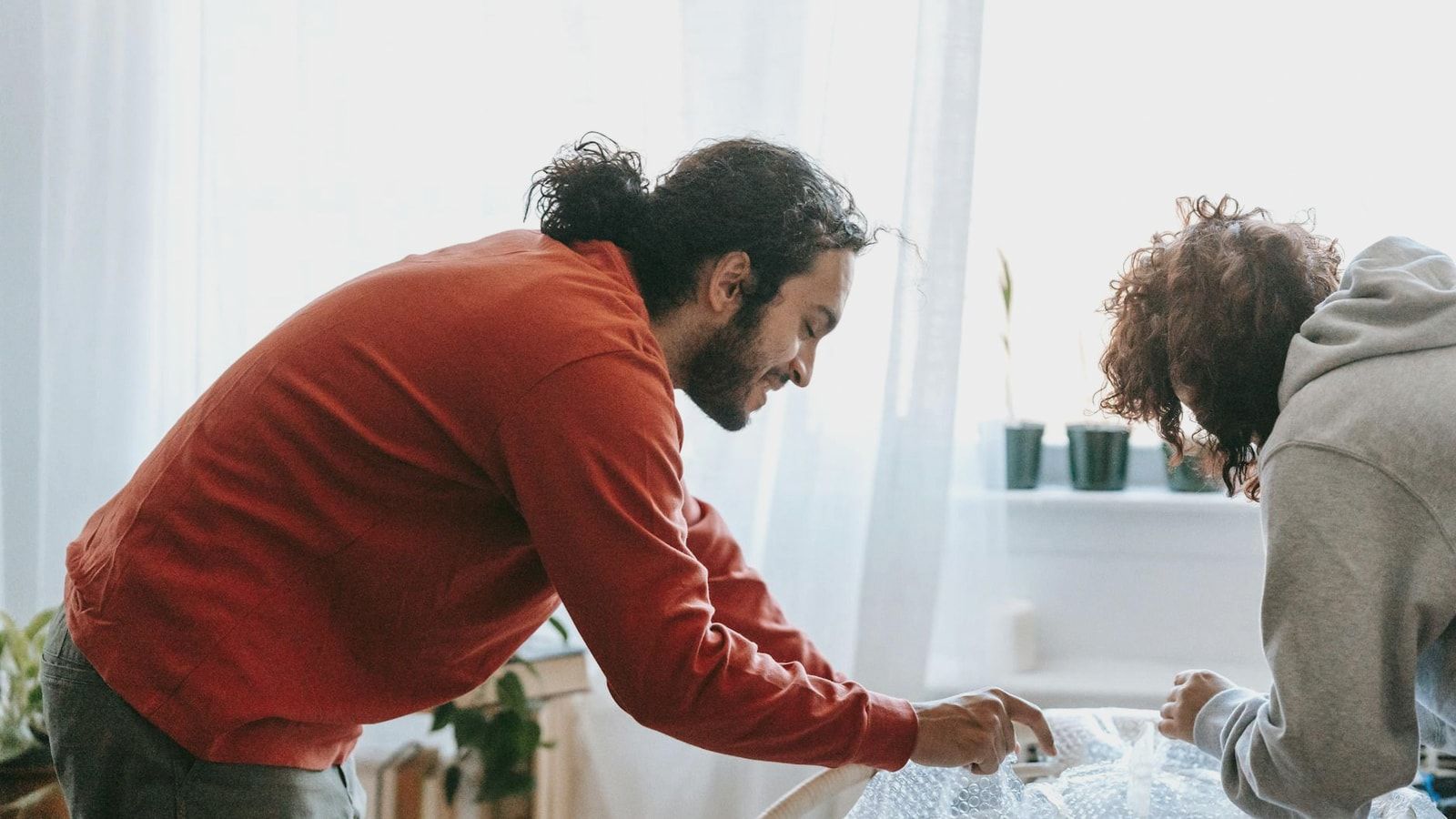 Neptune vs LegalZoom: Features, Pricing, Pros and Cons — photo by Blue Bird on pexels