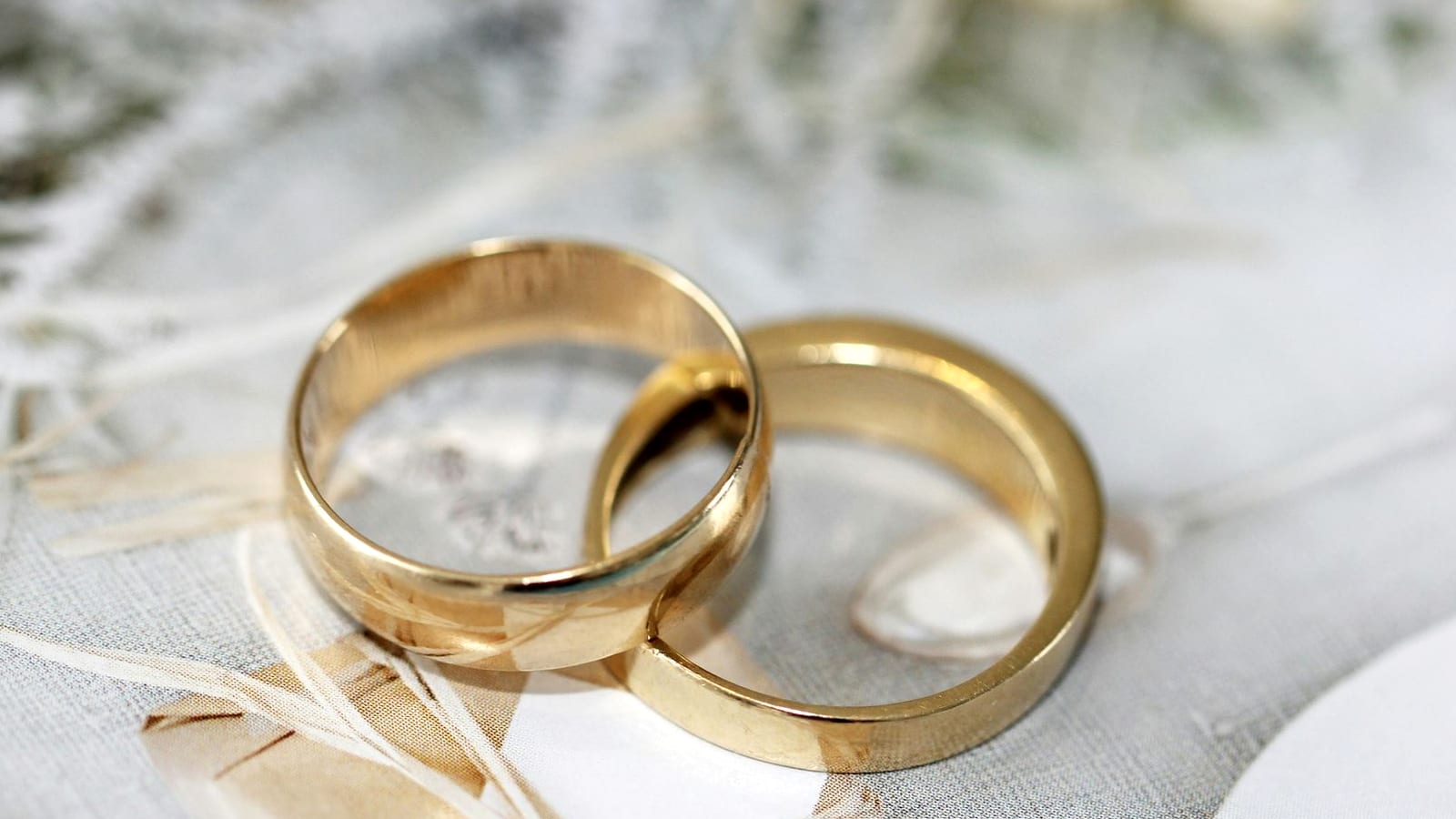 How to Find a Prenup Lawyer