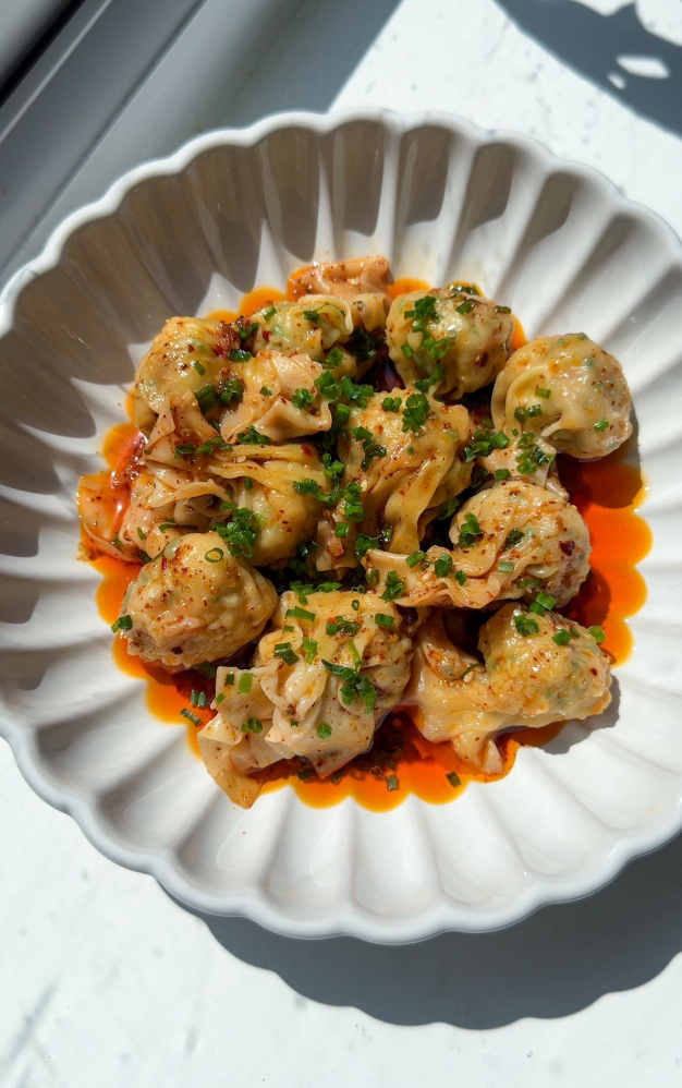 Shrimp & Chive Wontons in a Spicy Chilli Sauce