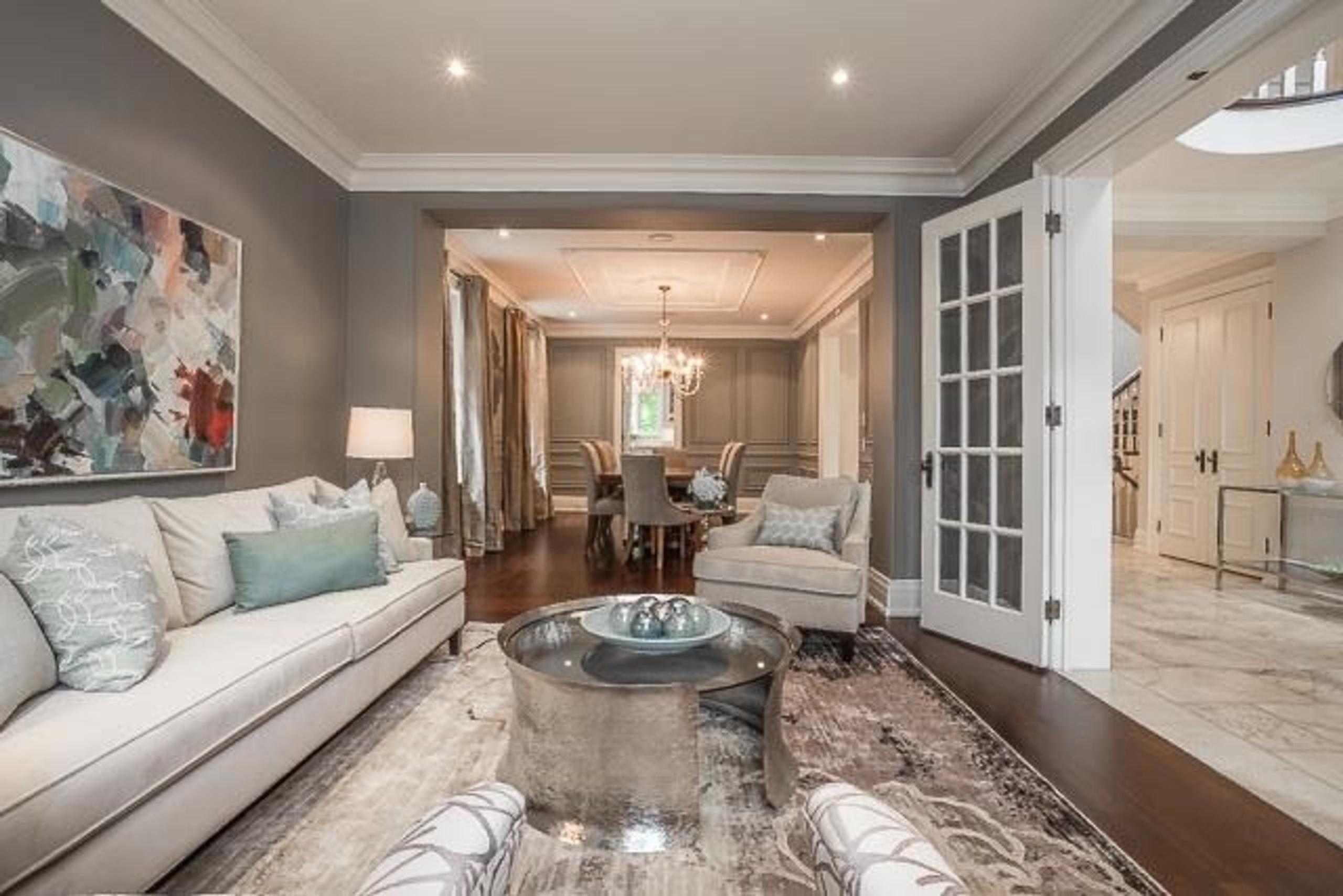 Living staging example