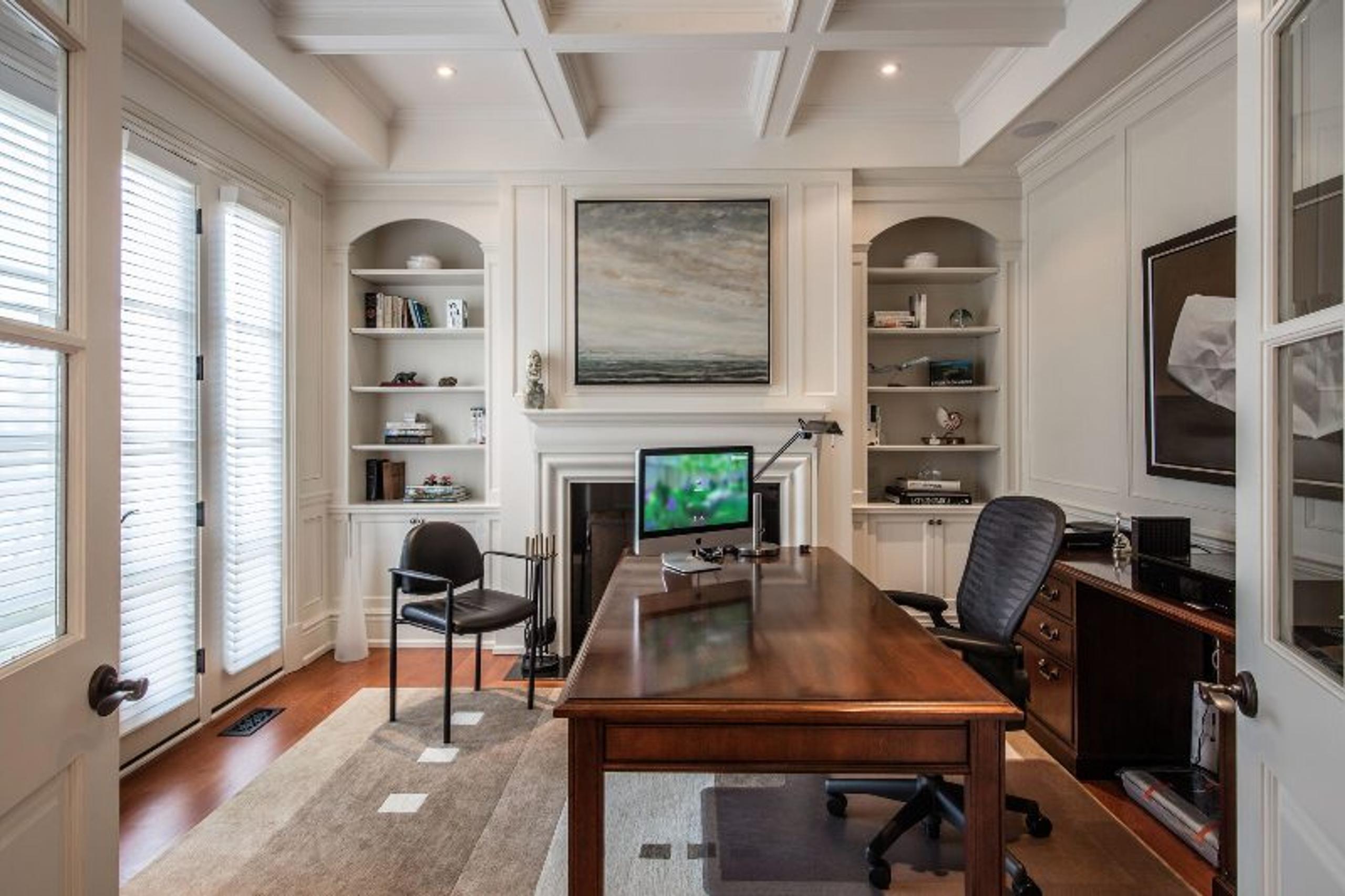 Office staging example