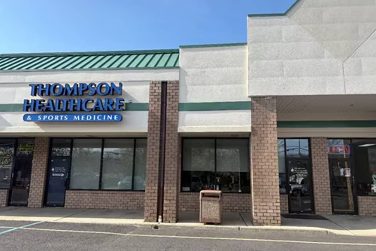 Exterior of the Bayville location of Thompson Healthcare & Sports Medicine.