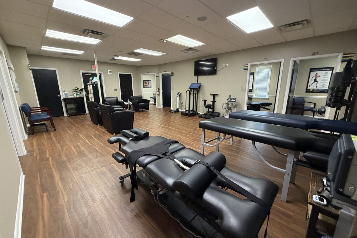 Central therapies area at the Thompson Healthcare & Sports Medicine - Toms River location.