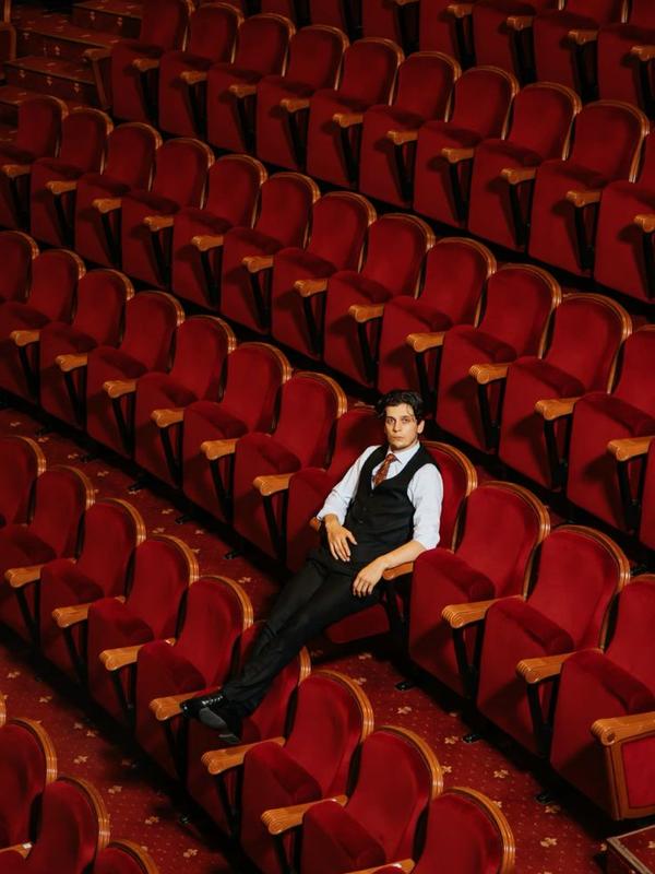 Intimate Theatre & Club Shows