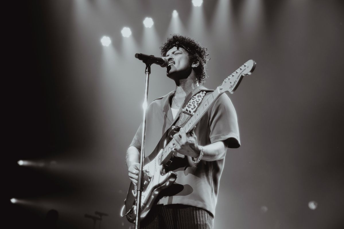 Bruno Mars: The Romantic Tour hospitality experiences