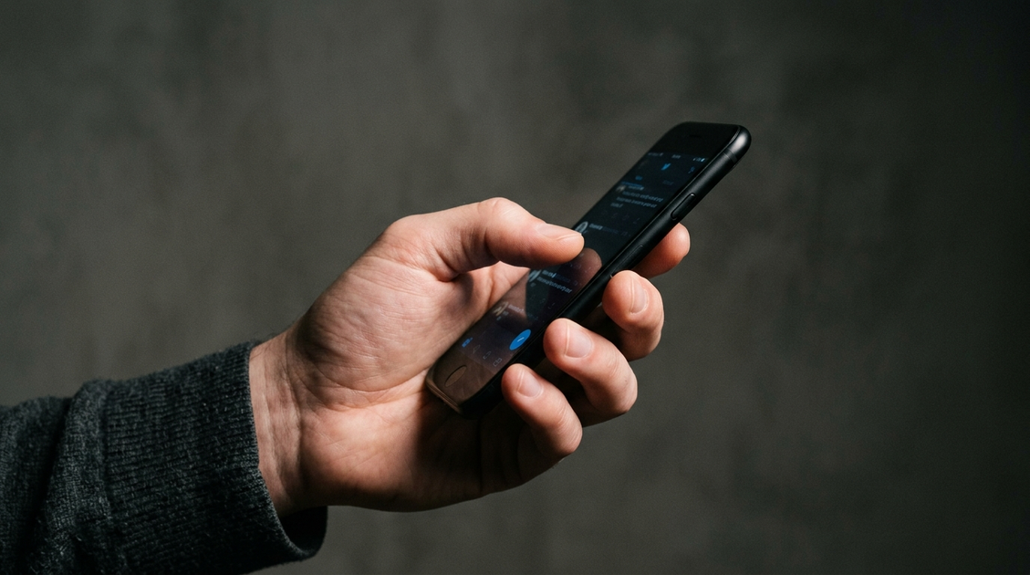 The best small phones in 2026: compact picks that actually exist ...