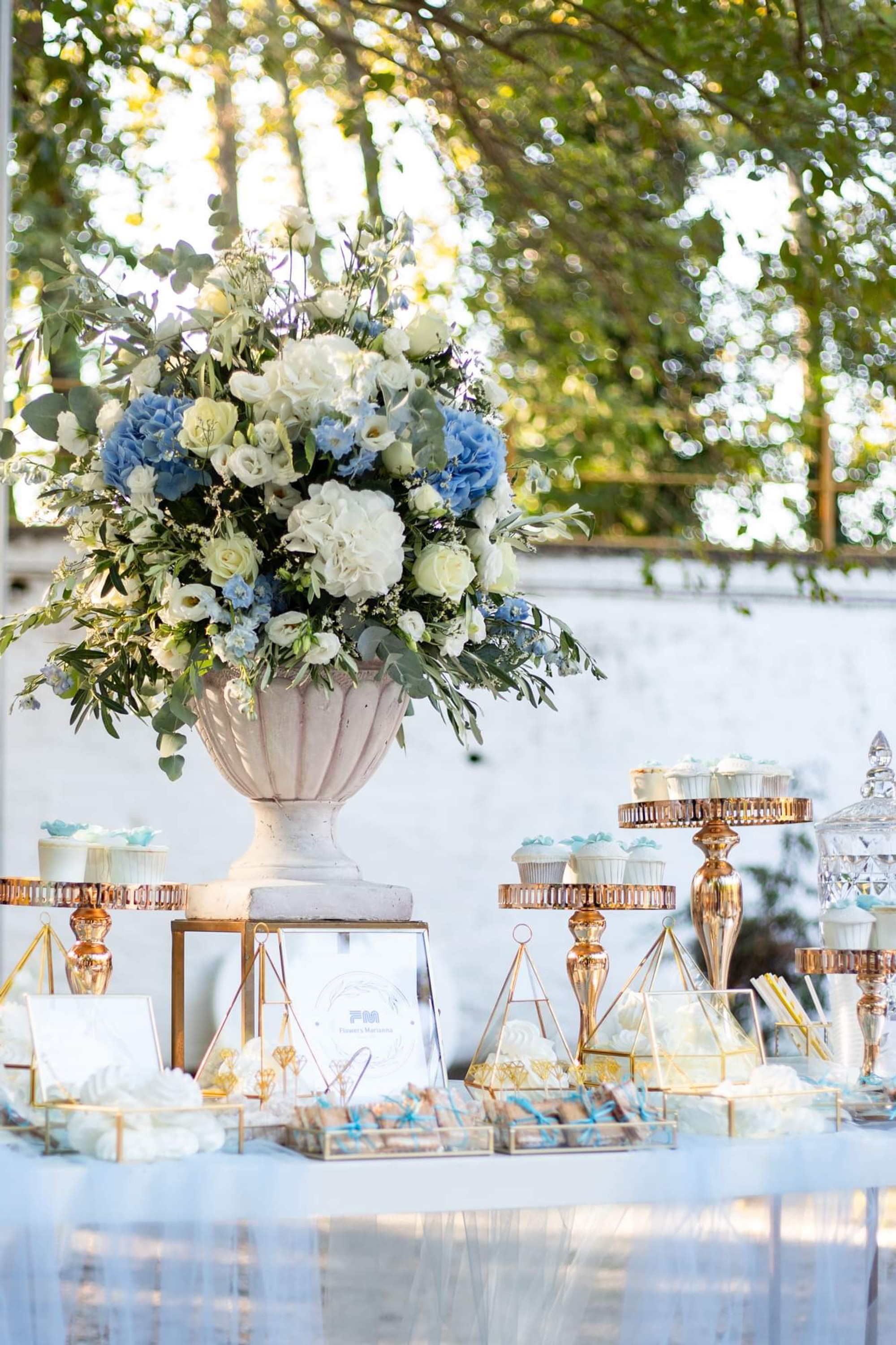 Alexandros & Tess - Gallery Image 8