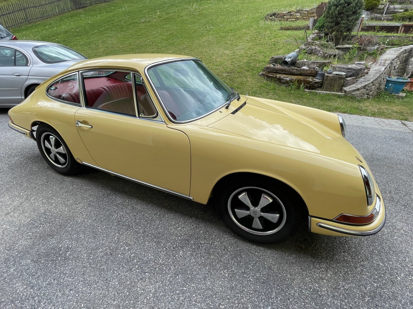 PORSCHE 912