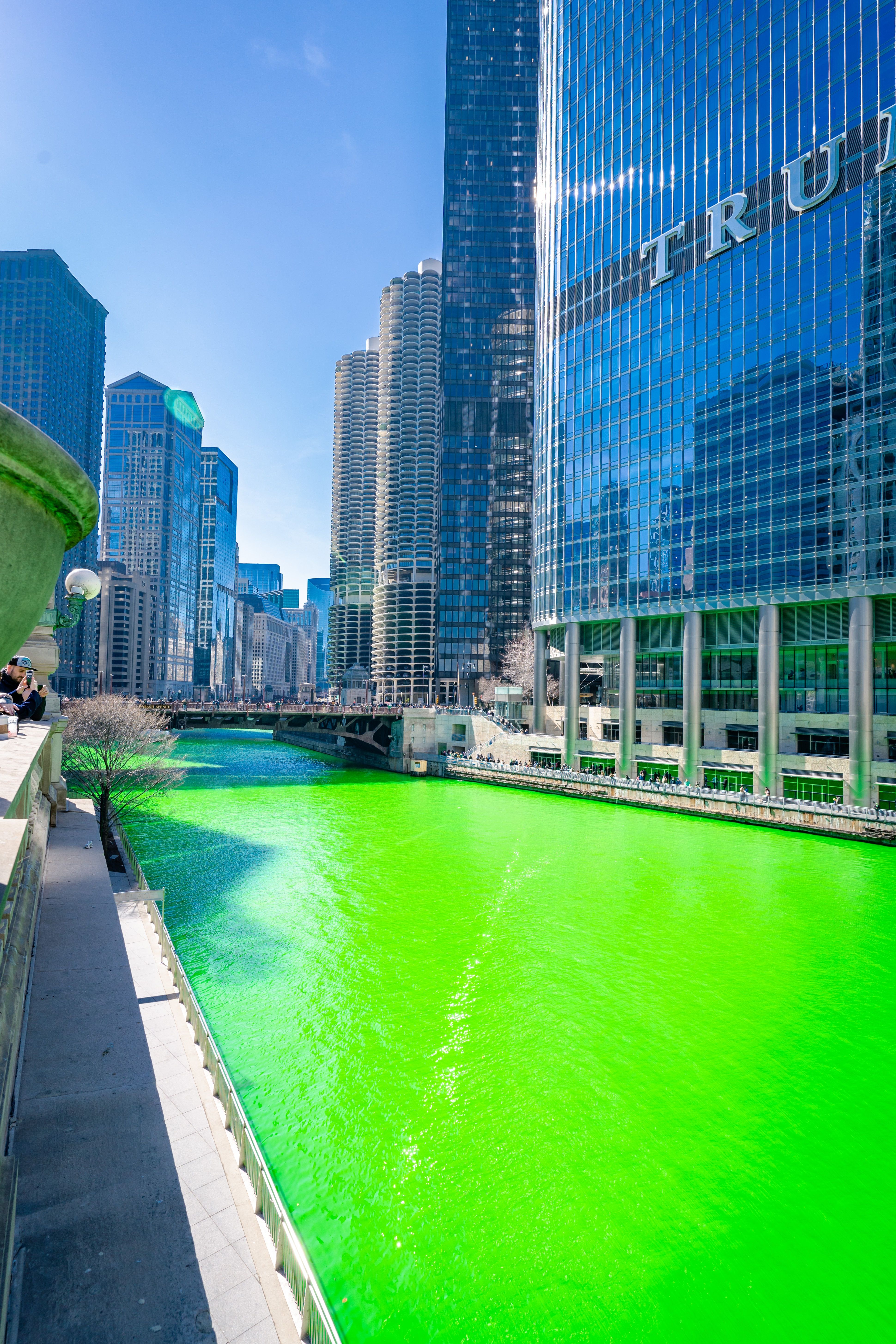 St Patrick s Day River Dyed Green In Chicago SmartHER News