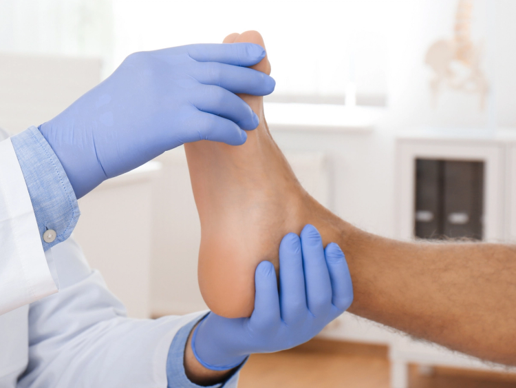 Plantar fascia strengthening Calf raises for plantar fasciitis
