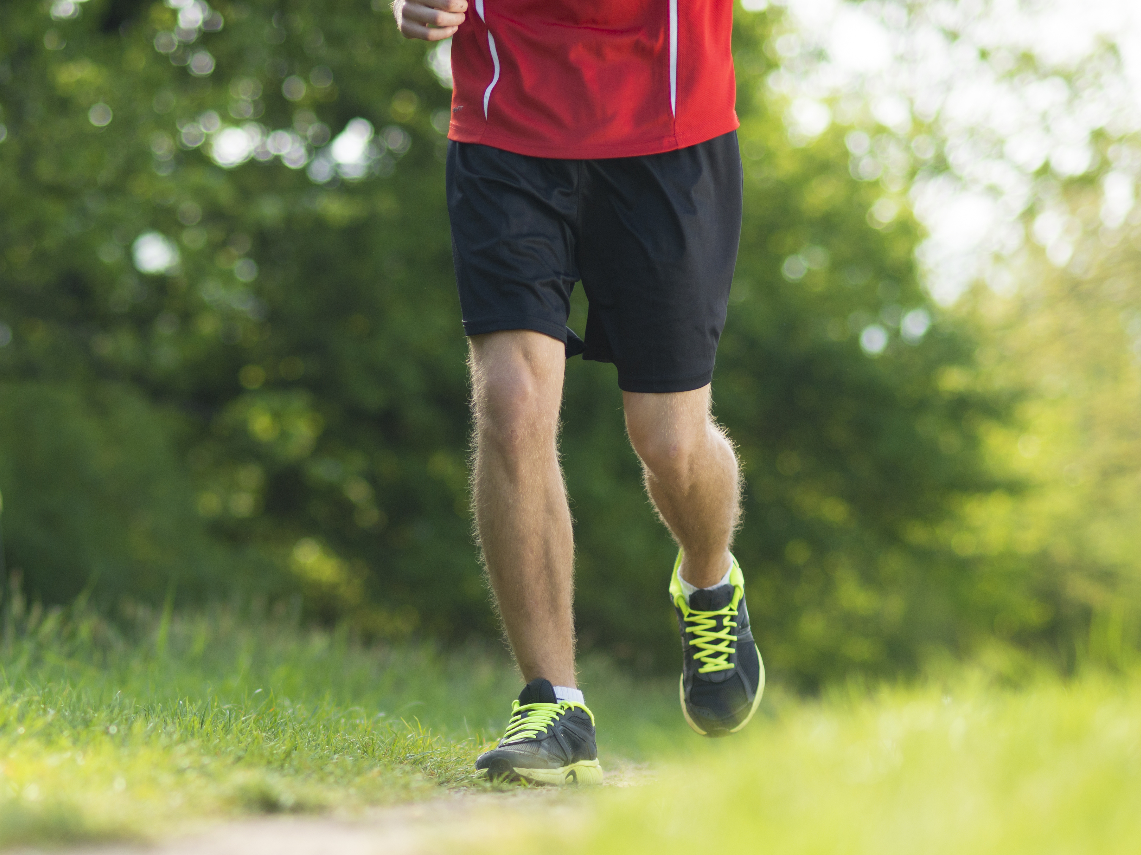 We share our top tips on how to prevent patellar tendonitis when running.