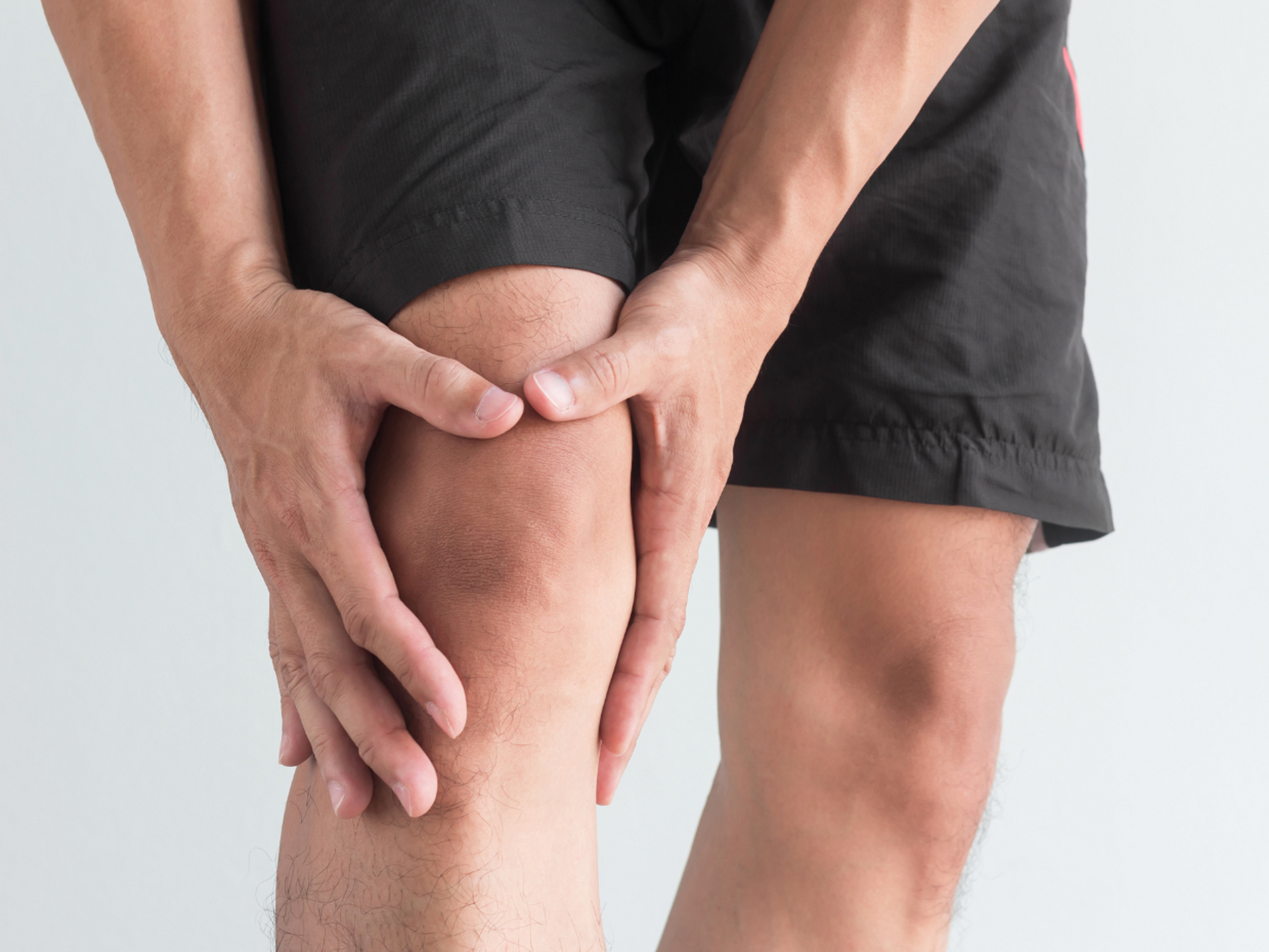 Meniscus tears causes, symptoms, diagnosis and treatment.