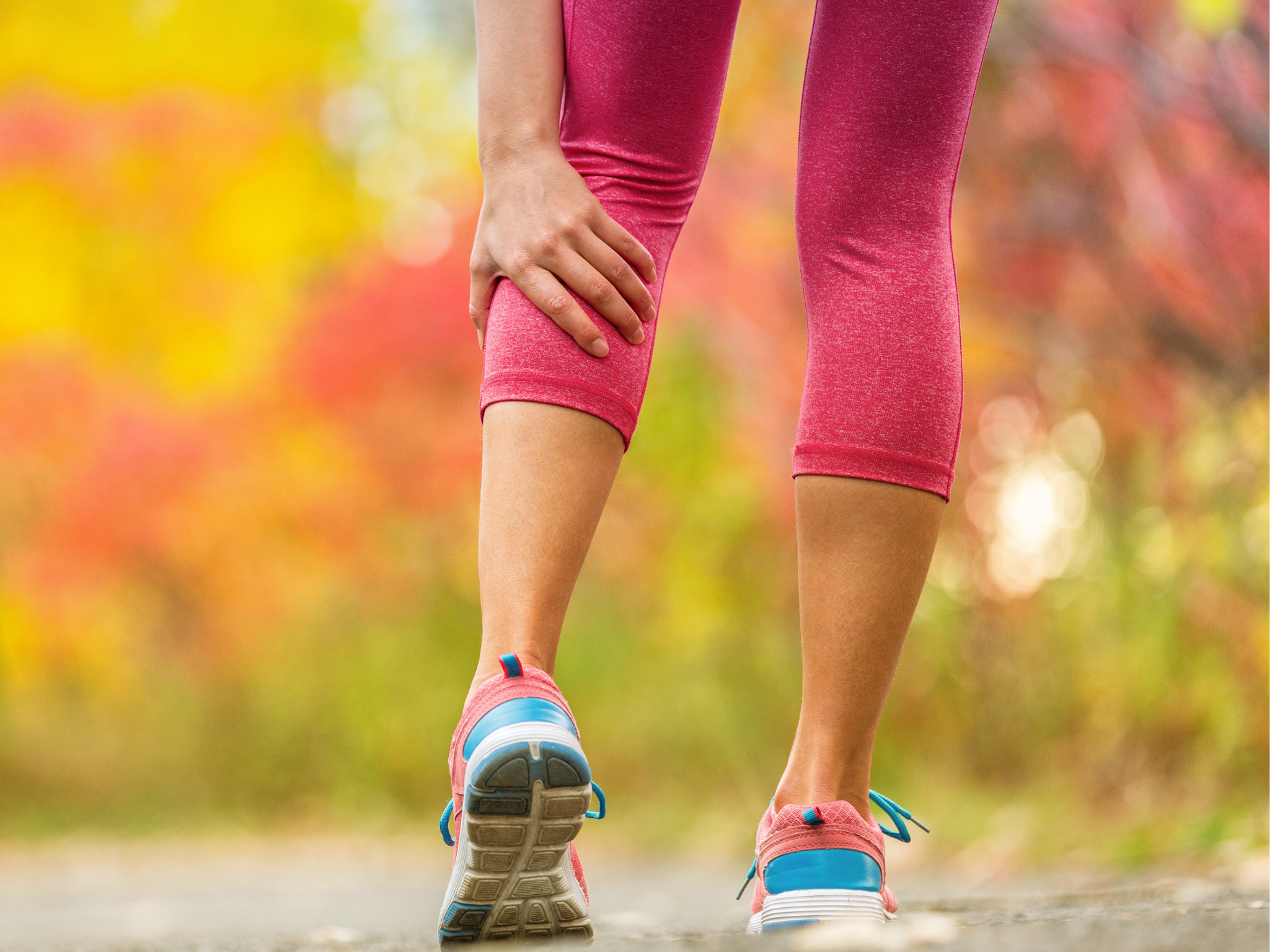 Learn what causes calf strains, what treatments work best and how long calf strains take to recover.