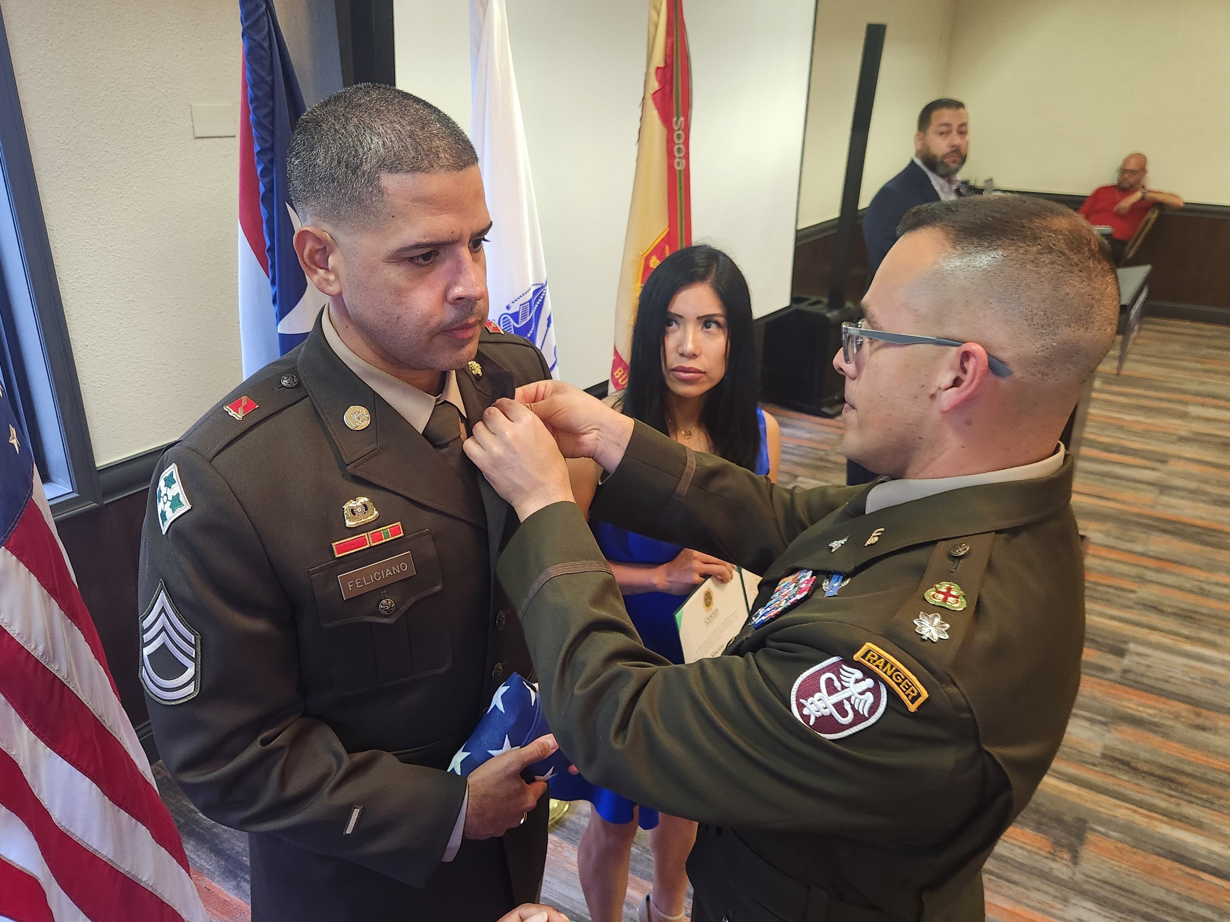 Puertorriqueño de Aguada se retira como Sargento Primera Clase tras 20 años en el Ejército después de que le dijeran que era imposible