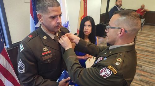 Puertorriqueño de Aguada se retira como Sargento Primera Clase tras 20 años en el Ejército después de que le dijeran que era imposible