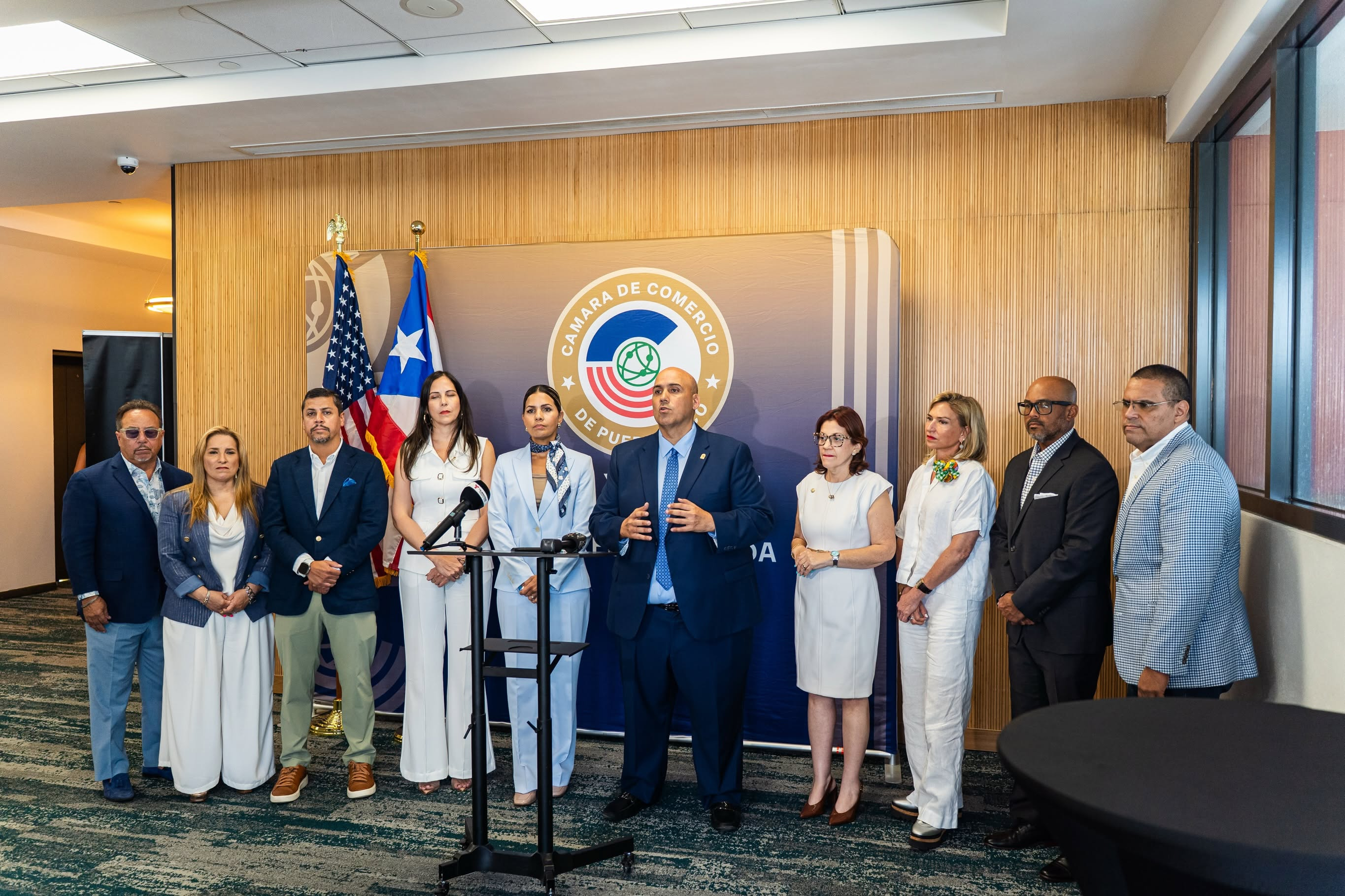 Cámara de Comercio establece agenda de acción ante retos críticos de agua, energía, permisos y fondos federales