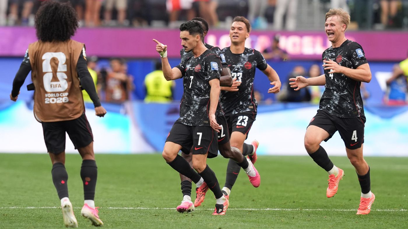 Canadá hace historia y elimina a Sudáfrica en la Copa Mundial