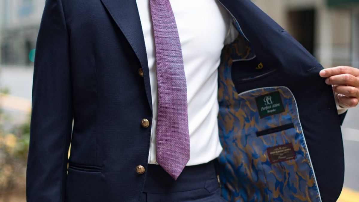 Are Custom Suits Worth the Investment?