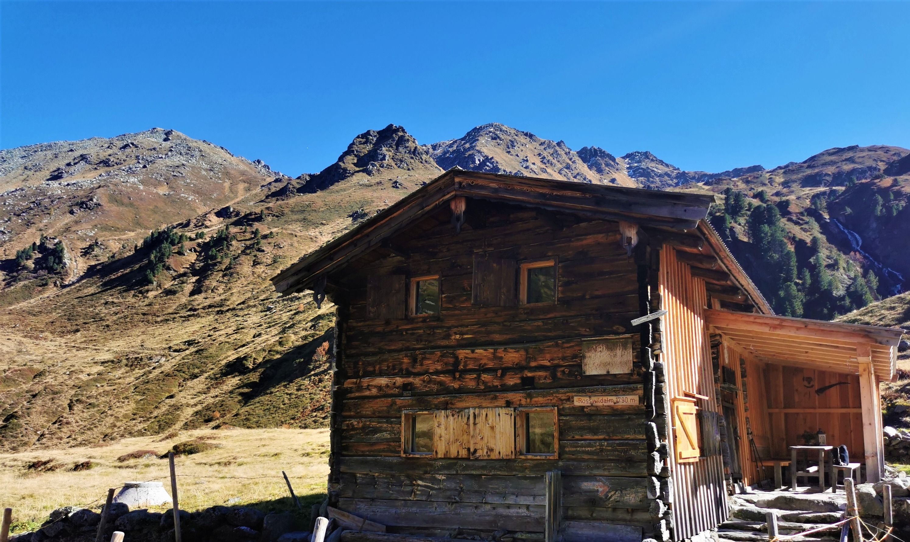 Rosswildalm von Vorne