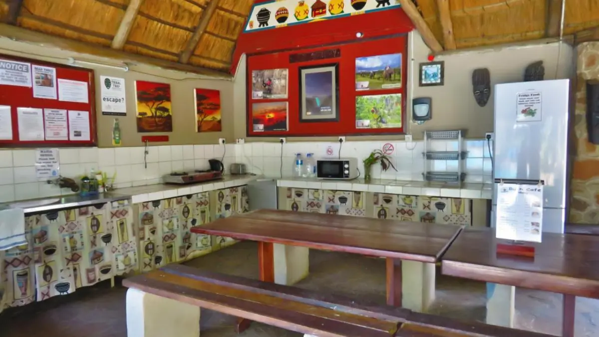 backpackers-lodge-image-3