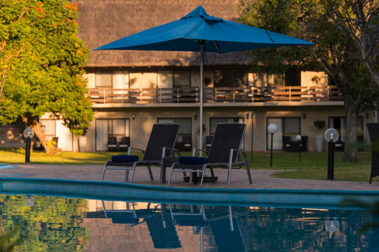 a-zambezi-river-lodge-image-4