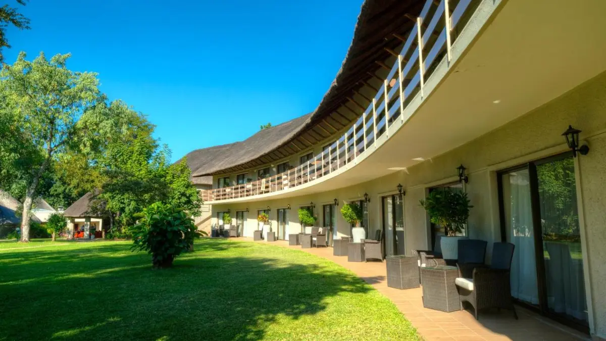 a-zambezi-river-lodge-image-1