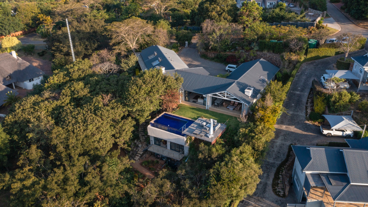 $2.3 million Luxury Contemporary Home in Borrowdale image 3