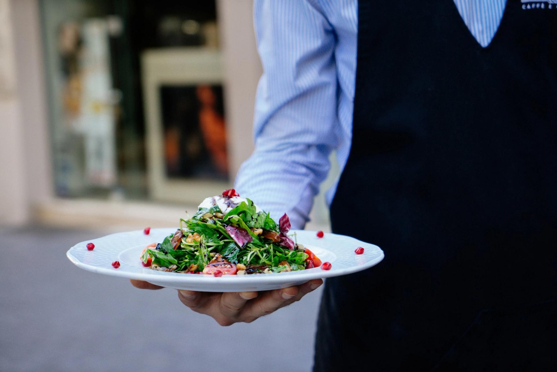 How to Take Payments at a Restaurant: The Complete Australian Guide