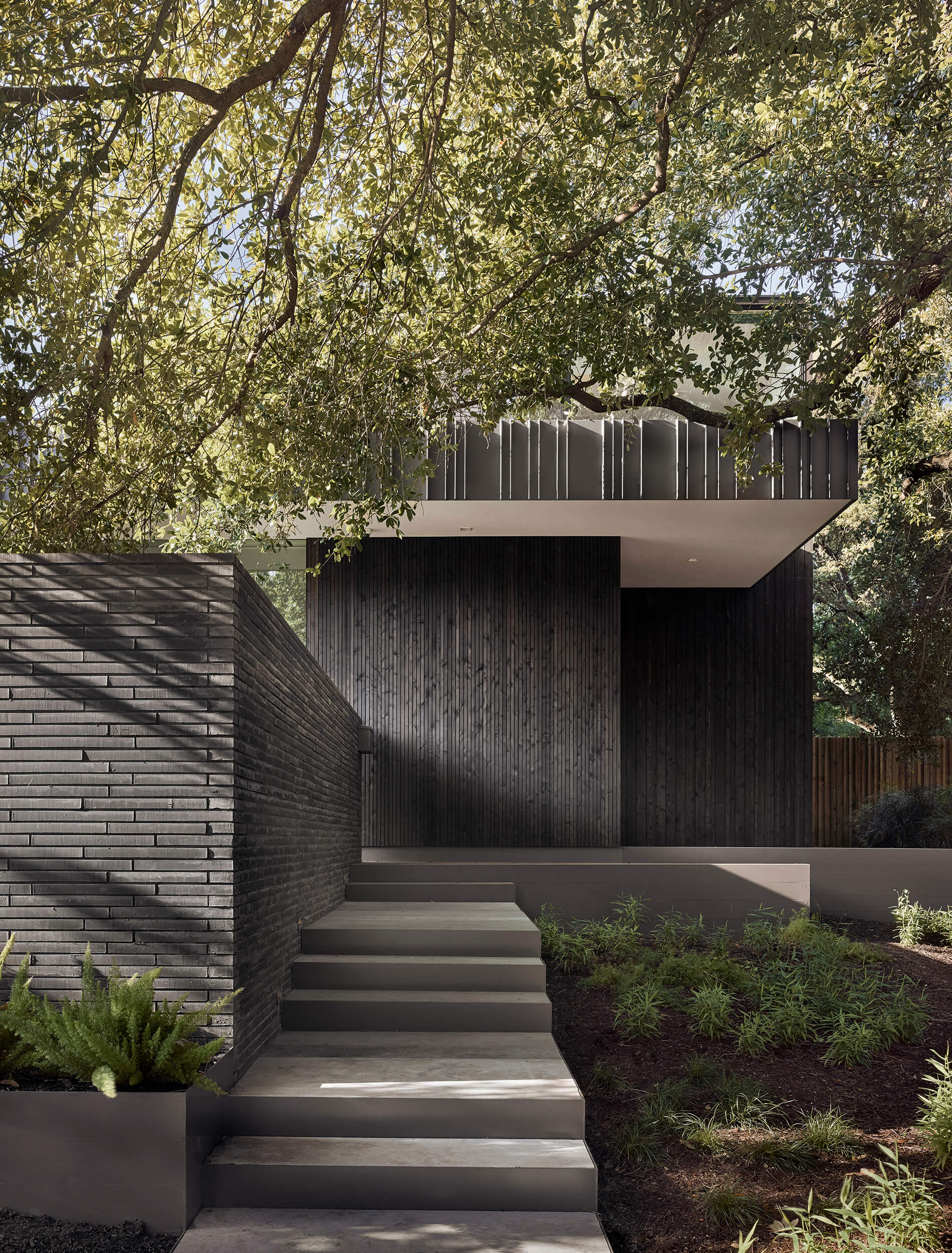 Tarrytown Residence - image 3 of 10