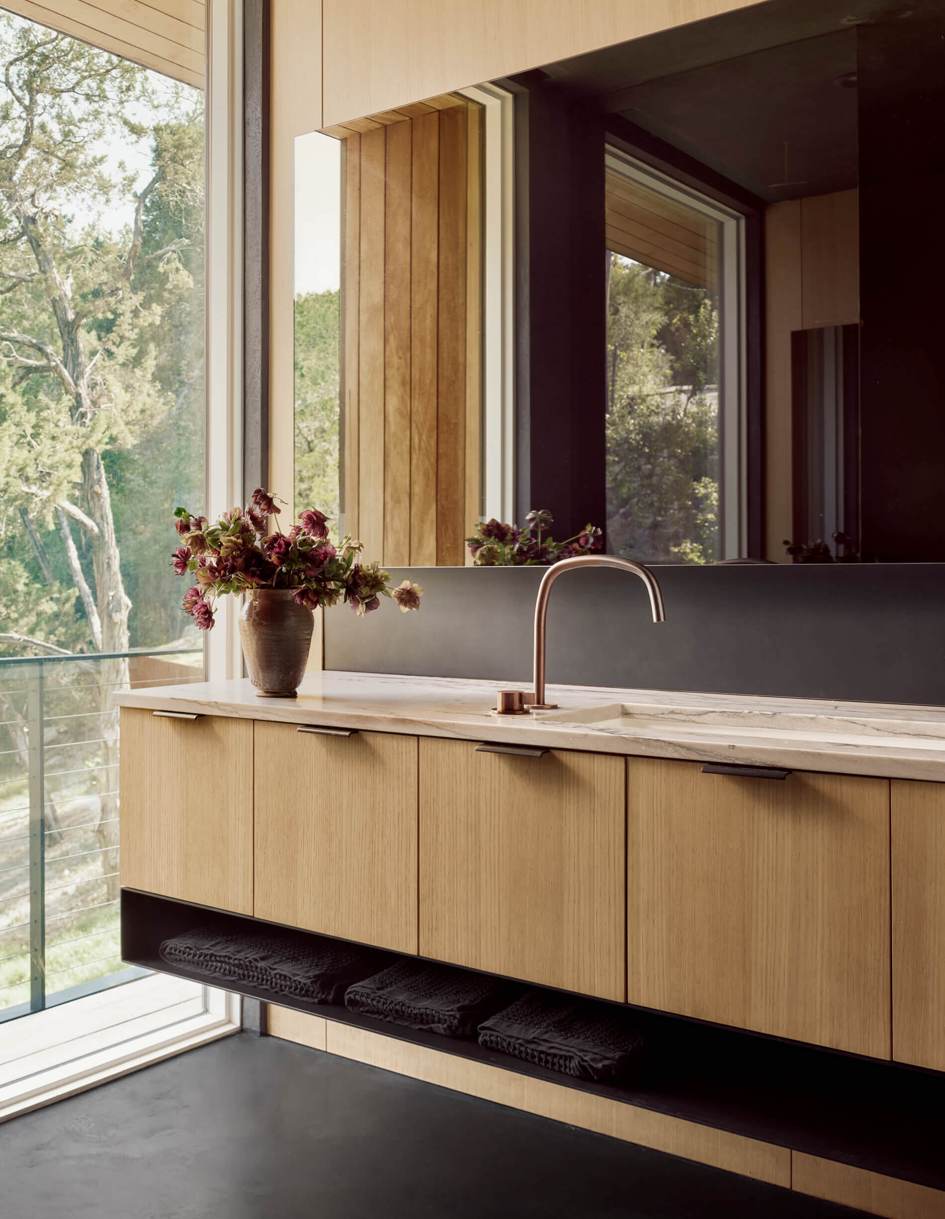 Falcon Ledge Residence - image 9 of 10