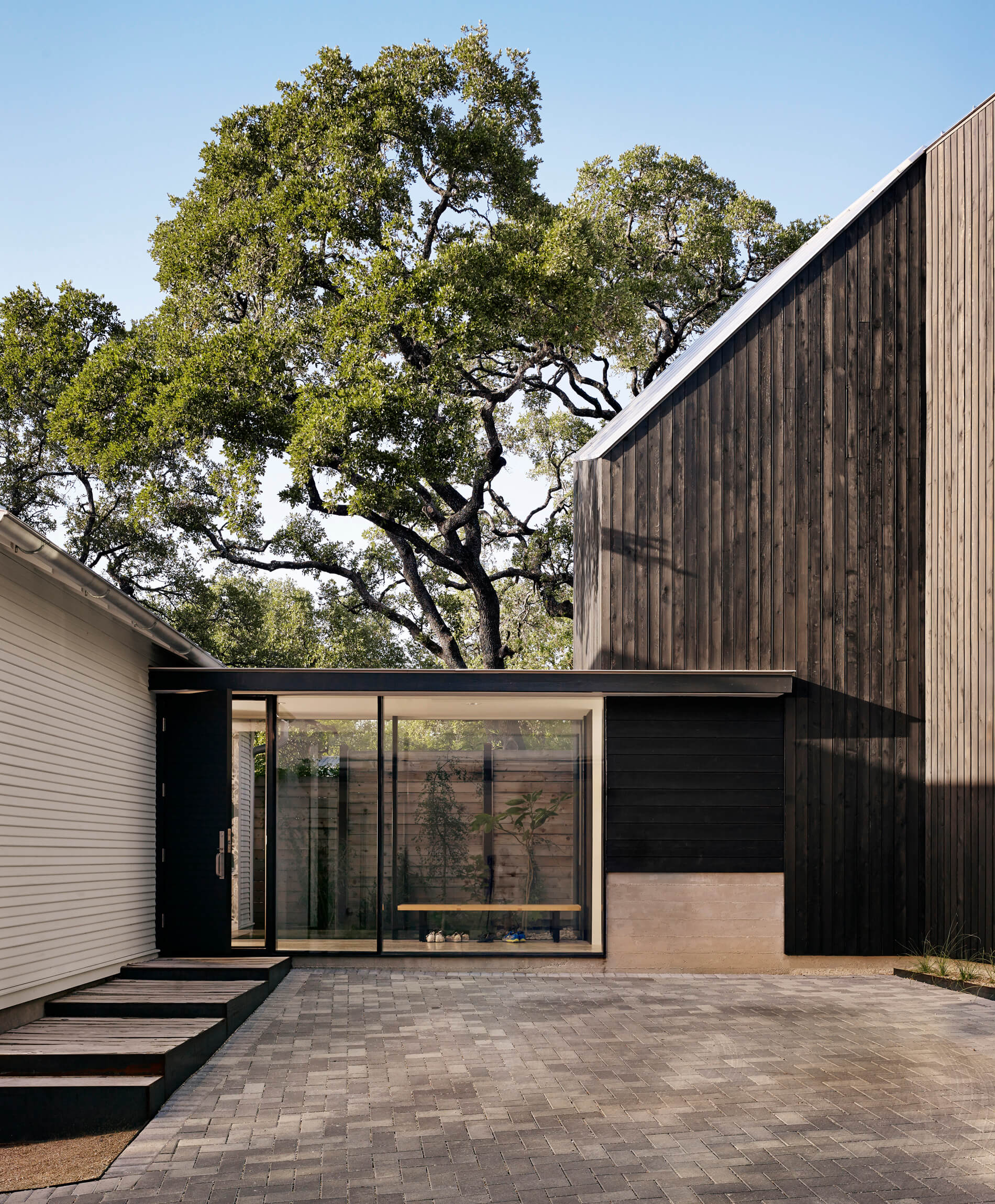 Hillside Residence - image 4 of 7