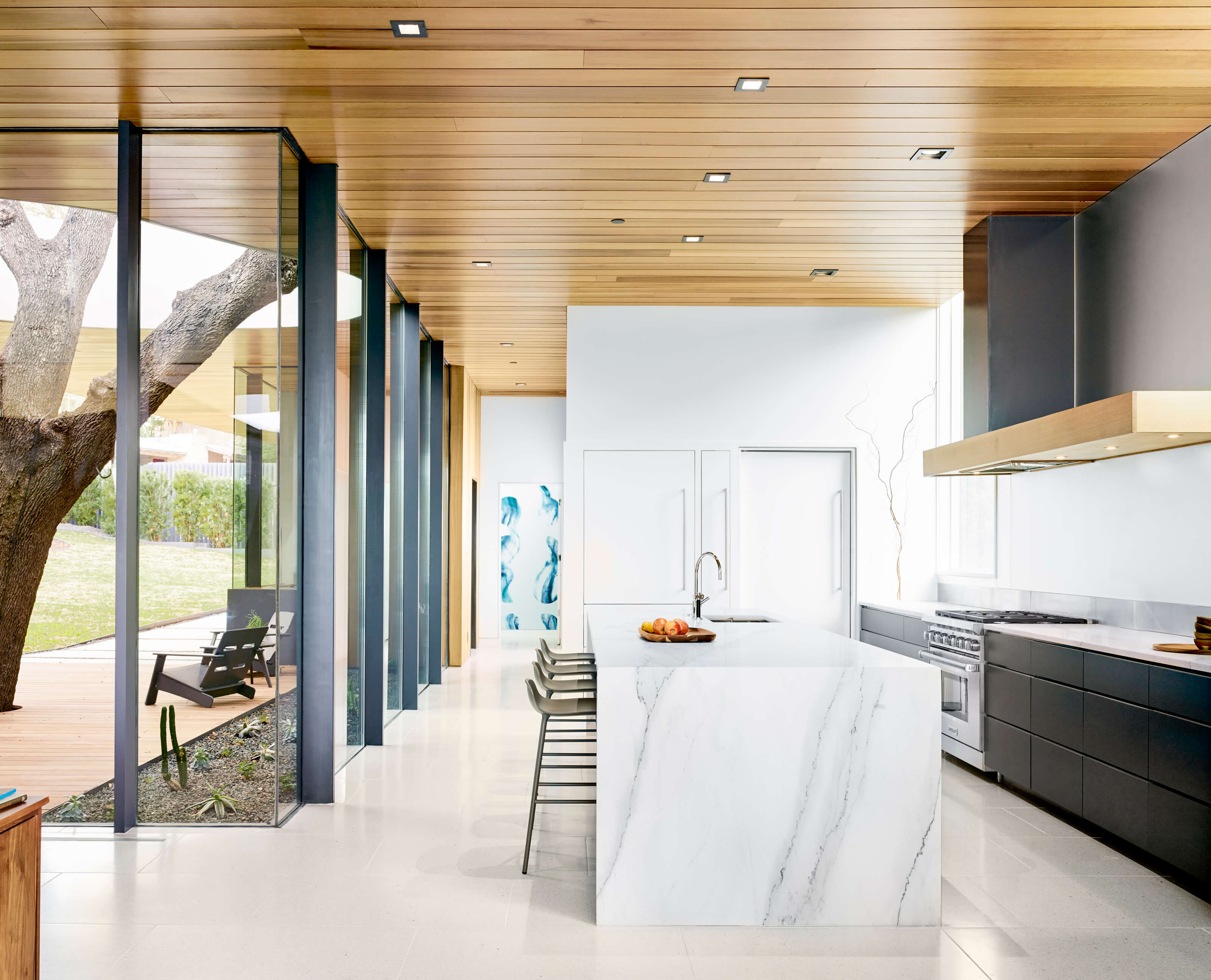 Constant Springs Residence - image 5 of 5