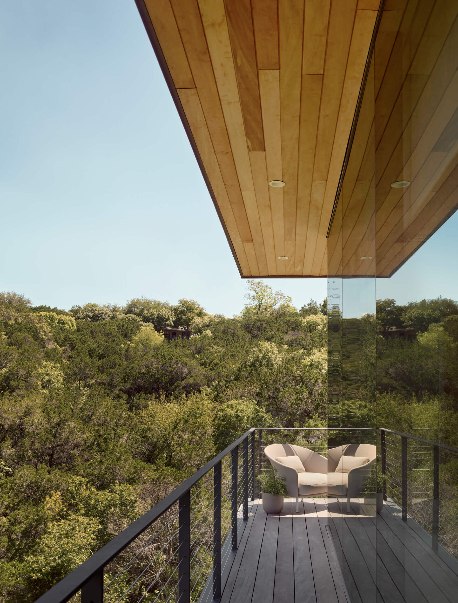 Falcon Ledge Residence - image 7 of 10