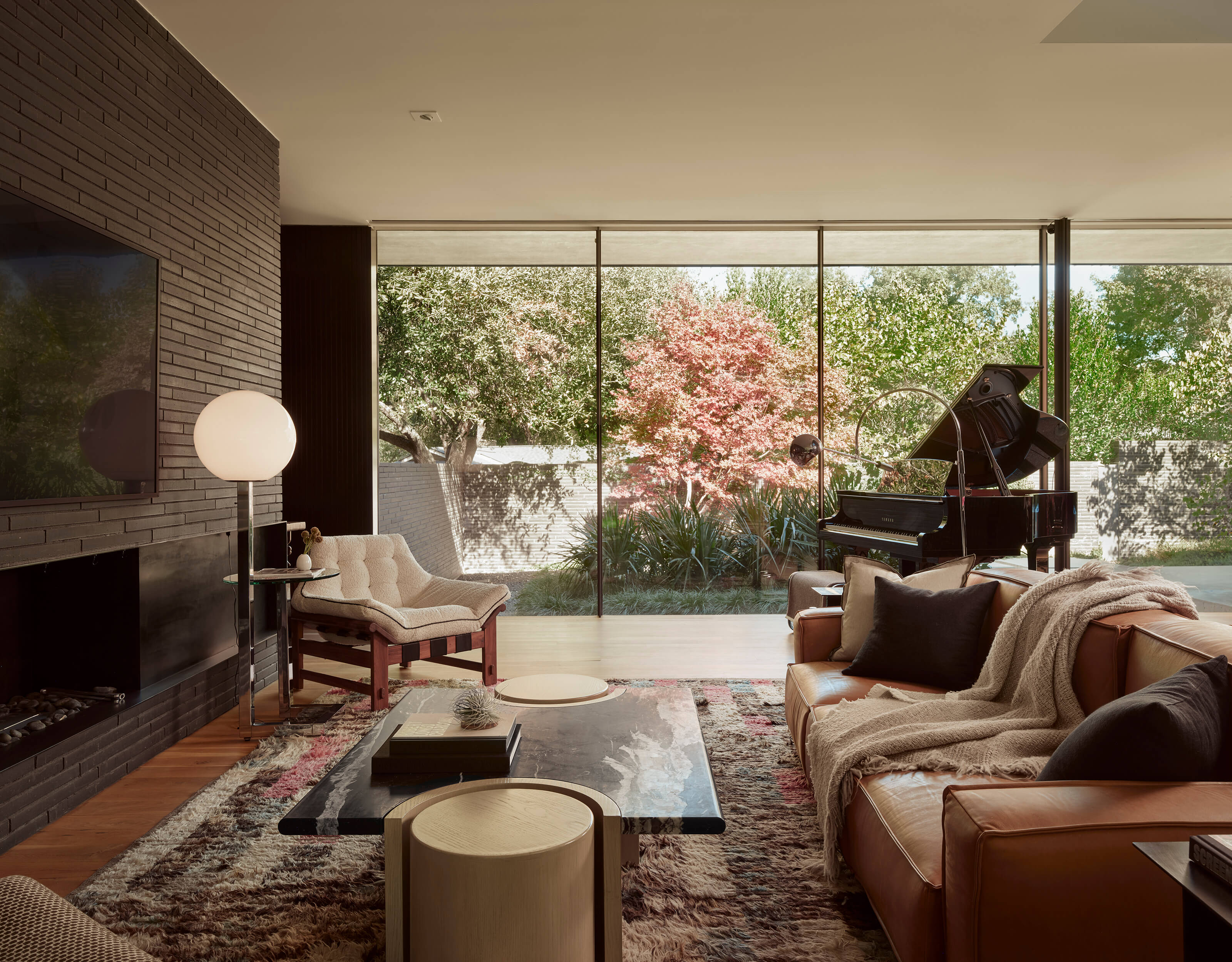 Tarrytown Residence - image 7 of 10
