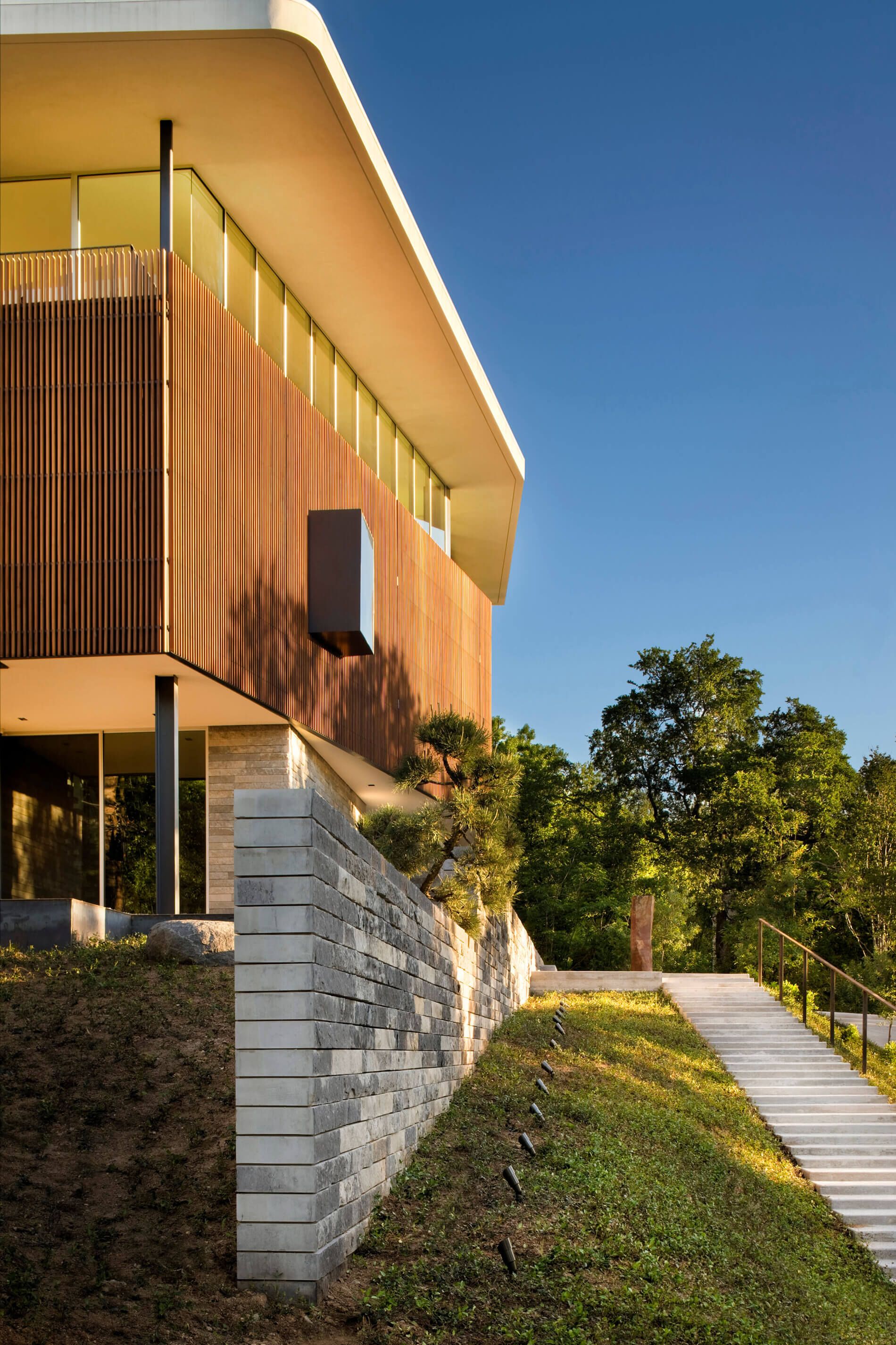 East Windsor Residence - image 2 of 6