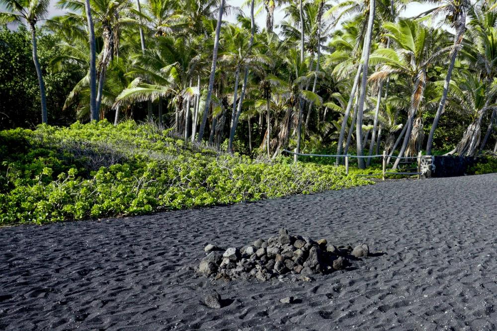 Black sand beach on the big island of Hawaii