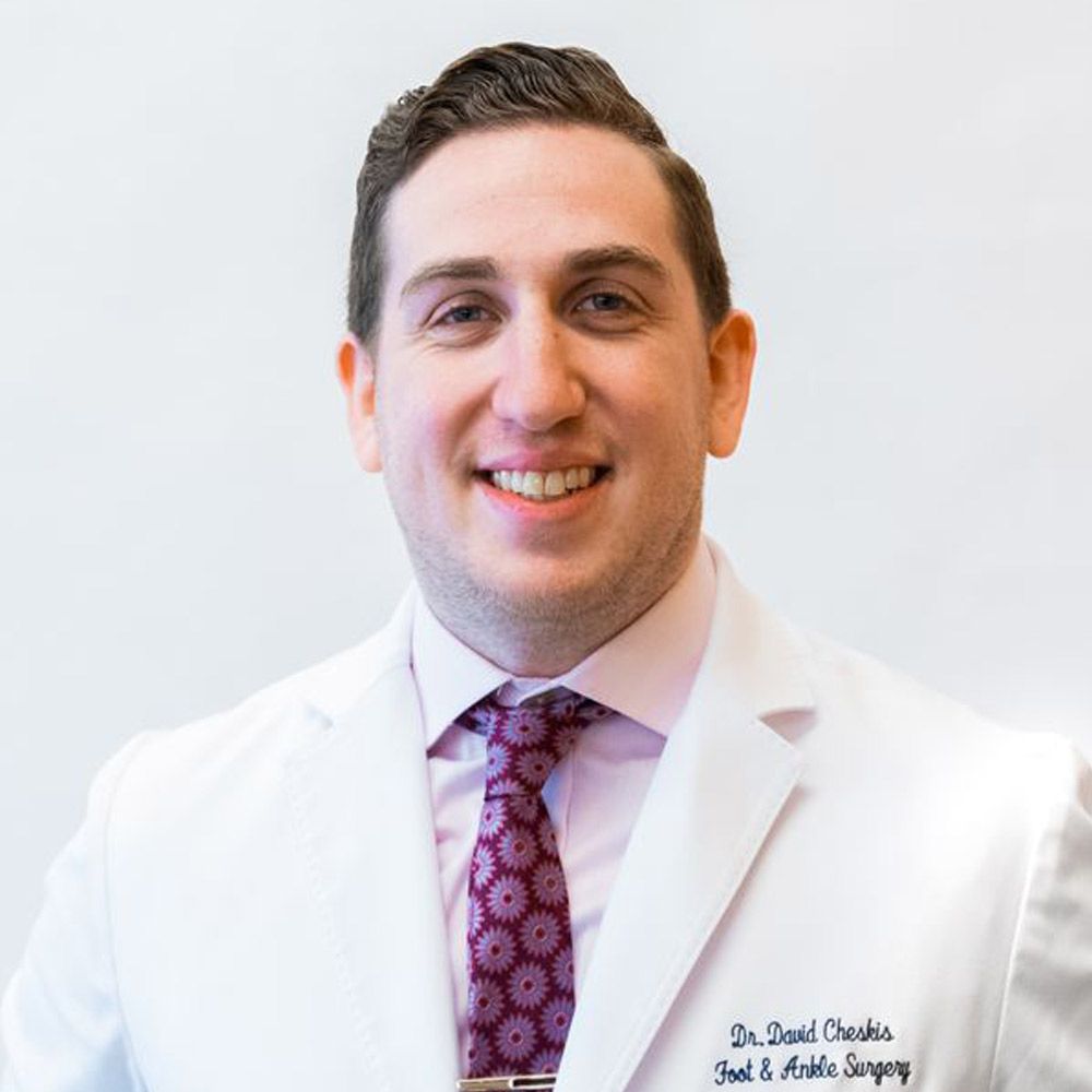 Dr. David Cheskis  |  New York  |  Doctor Trained in The Bunionplasty® Procedure