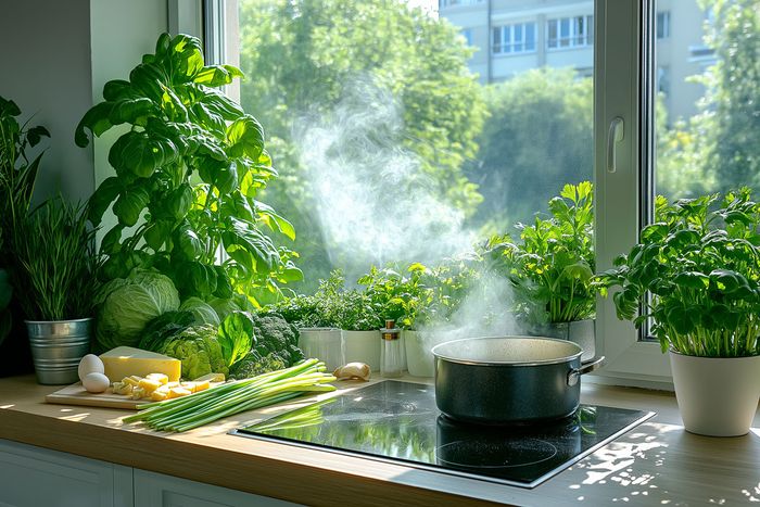 Lazy Kitchen: 7 Easy Meals with Just 5 Ingredients Lazy Kitchen: 7 Easy Meals with Just 5 Ingredients