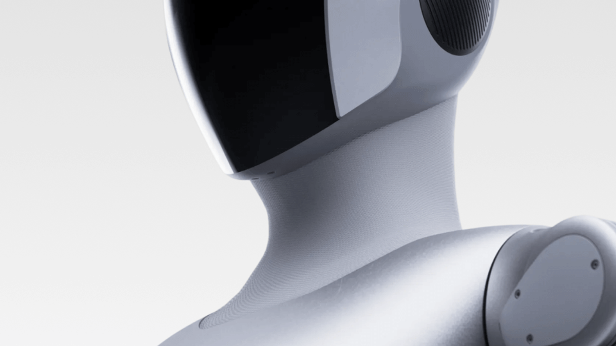 LimX Luna head and shoulder design detail