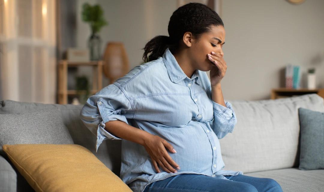 Managing Nausea at Work: Professional Tips for Expecting Mothers