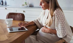 Digital Wellbeing During Pregnancy – How To Find Balance Online?